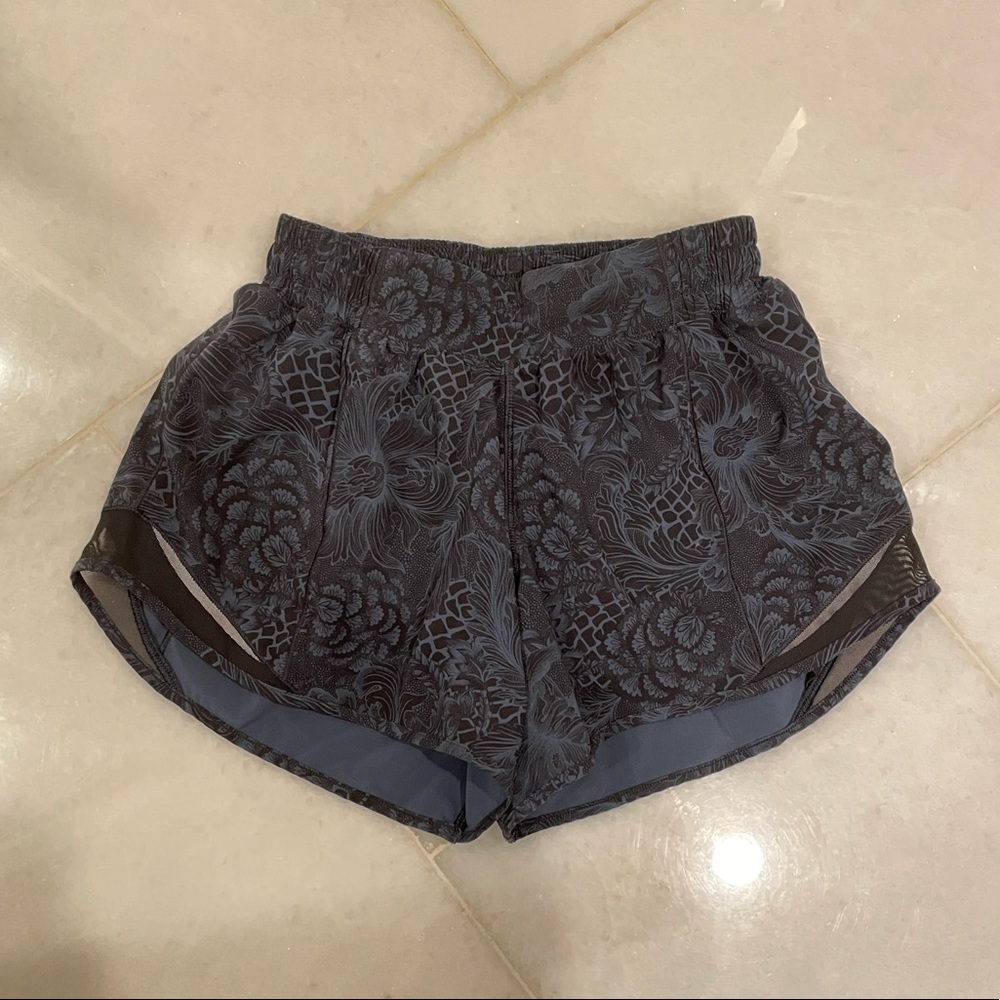 Lululemon Hotty Hot Shorts